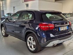 Blu/azzurro Usata 2018 Mercedes GLA220 SUV | 25.900 € (Cara)