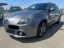 Grigio Usata 2015 Alfa Romeo Giulietta Distinctive Due volumi | 8500 € (Buon prezzo)
