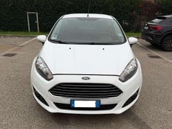 Bianco Usata 2014 Ford Fiesta Tre volumi | 5500 € (Buon prezzo)