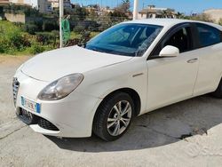 Bianco Usata 2012 Alfa Romeo Giulietta Progression Due volumi | 3750 € (Buon prezzo)