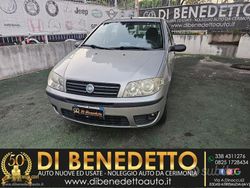 Usata 2006 Fiat Punto Active Tre volumi | 2000 € (Cara)