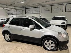 Grigio Usata 2008 Fiat Sedici SUV | 4990 € (Buon prezzo)