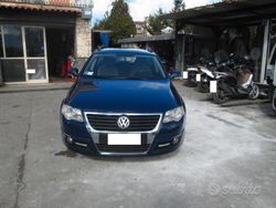Blu Usata 2008 VW Passat Station wagon | 3999 € (Buon prezzo)