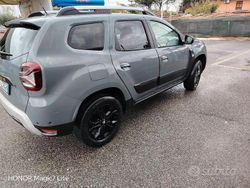 Grigio Usata 2022 Dacia Duster Tre volumi | 14.000 € (Buon prezzo)
