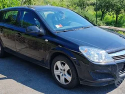 Usata 2010 Opel Astra Tre volumi | 1000 € (Super prezzo)