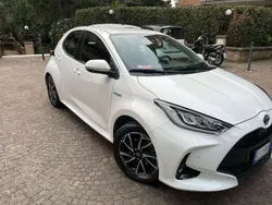Usata 2021 Toyota Yaris Trend Tre volumi | 17.100 € (Buon prezzo)
