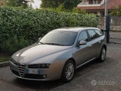Usata 2010 Alfa Romeo 159 Distinctive Station wagon | 2300 € (Super prezzo)