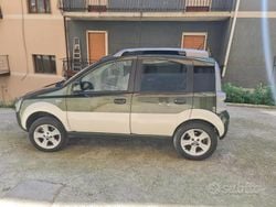 Usata 2010 Fiat Panda 4x4 Cross Due volumi | 6500 € (Buon prezzo)