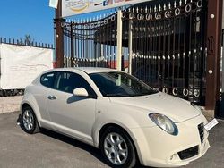 Bianco Usata 2010 Alfa Romeo MiTo Distinctive Due volumi | 3999 € (Buon prezzo)
