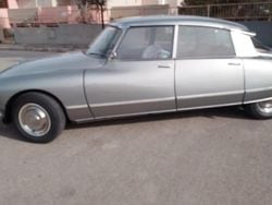 Grigio Usata 1960 Citroën DS Tre volumi | 32.000 €
