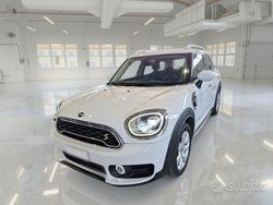 Bianco Usata 2020 Mini Cooper Countryman Business SUV | 20.900 €