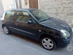 Usata 2003 Renault Clio II Due volumi | 1470 € (Buon prezzo)