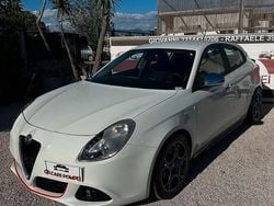 Bianco Usata 2012 Alfa Romeo Giulietta Exclusive Due volumi | 5400 € (Buon prezzo)