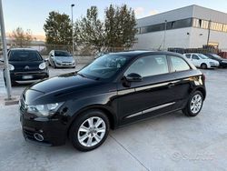 Nero Usata 2012 Audi A1 Ambiente Due volumi | 6800 € (Ottimo prezzo)