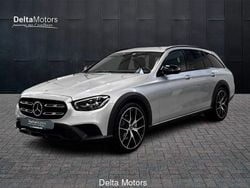 Grigio Usata 2022 Mercedes E220 Premium Station wagon | 38.750 € (Buon prezzo)