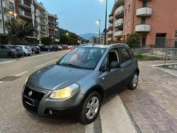 Grigio Usata 2009 Fiat Sedici Dynamic SUV | 3999 € (Buon prezzo)