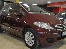 Rosso Usata 2008 Mercedes A150 Elegance Tre volumi | 4900 € (Buon prezzo)