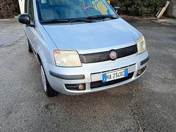 Grigio Usata 2012 Fiat Panda Tre volumi | 2700 € (Buon prezzo)