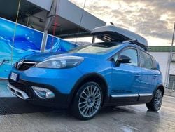 Blu/azzurro Usata 2014 Renault Scénic III Monovolume | 8000 € (Molto cara)