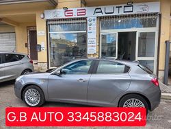Grigio Usata 2012 Alfa Romeo Giulietta Tre volumi | 6500 € (Buon prezzo)