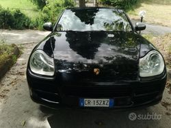 Nero Usata 2004 Porsche Cayenne SUV | 10.700 € (Buon prezzo)