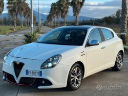 Bianco Usata 2013 Alfa Romeo Giulietta Due volumi | 7490 € (Buon prezzo)