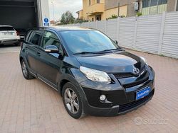Nero Usata 2010 Toyota Urban Cruiser Luxury SUV | 6700 € (Buon prezzo)
