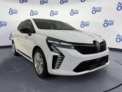 Bianco Usata 2025 Renault Clio V Evolution Tre volumi | 14.400 € (Ottimo prezzo)