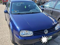 Blu Usata 1999 VW Golf Tre volumi | 2800 €