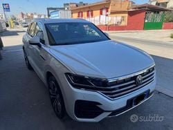 Bianco Usata 2023 VW Touareg SUV | 60.000 € (Molto cara)