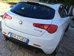 Bianco Usata 2011 Alfa Romeo Giulietta Progression Due volumi | 4500 € (Ottimo prezzo)