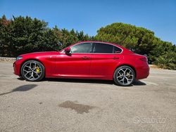 Rosso Usata 2021 Alfa Romeo Giulia Ti Tre volumi | 43.000 € (Molto cara)
