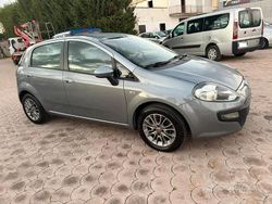 Grigio Usata 2011 Fiat Punto Evo Due volumi | 3900 € (Buon prezzo)