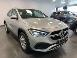 Grigio Usata 2021 Mercedes GLA180 SUV | 29.900 € (Buon prezzo)
