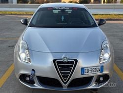 Grigio Usata 2010 Alfa Romeo Giulietta Distinctive Tre volumi | 5999 € (Buon prezzo)