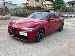Rosso Usata 2021 Alfa Romeo Giulia Veloce Tre volumi | 31.700 € (Molto cara)