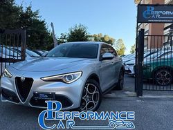 Bianco pastello Usata 2019 Alfa Romeo Stelvio Sprint SUV | 24.500 € (Buon prezzo)