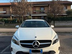 Usata 2017 Mercedes 180 Tre volumi | 15.500 €