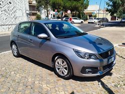 Grigio Usata 2018 Peugeot 308 Due volumi | 8250 € (Ottimo prezzo)