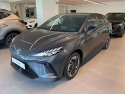 Ades grey Nuova 2025 MG MG4 EV Due volumi | 24.100 € (Cara)
