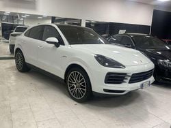Bianco met. Usata 2023 Porsche Cayenne Platinum Edition SUV | 69.900 € (Super prezzo)