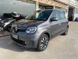 Grigio Usata 2022 Renault Twingo Zen Due volumi | 12.900 € (Cara)