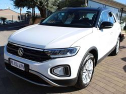 Bianco Usata 2023 VW T-Roc Life SUV | 21.000 € (Buon prezzo)