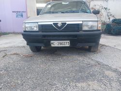 Usata 1987 Alfa Romeo 33 Tre volumi | 3000 €