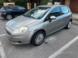 Grigio Usata 2017 Fiat Grande Punto Due volumi | 2900 € (Super prezzo)