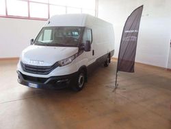 Bianco Usata 2023 Iveco Daily Furgone | 24.900 € (Super prezzo)