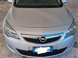 Usata 2011 Opel Astra Station wagon | 3500 € (Buon prezzo)