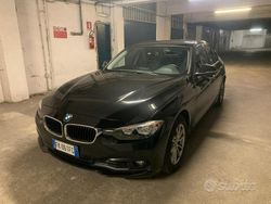 Nero Usata 2017 BMW 318 Advantage Tre volumi | 19.000 € (Cara)