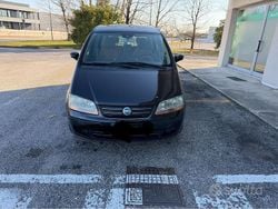 Nero Usata 2005 Fiat Idea Monovolume | 1800 € (Ottimo prezzo)