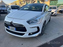 Bianco Usata 2015 DS Automobiles DS5 So Chic Due volumi | 9999 € (Ottimo prezzo)